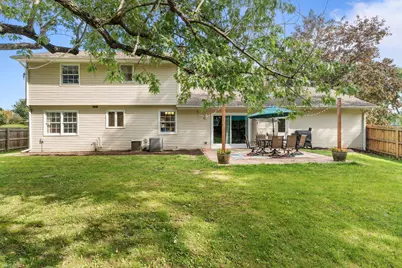 6121 Sands Road, Crystal Lake, IL 60014 - Photo 17