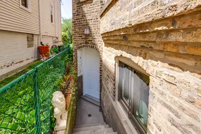 4448 N Tripp Avenue, Chicago, IL 60630 - Photo 3