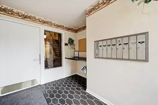 [Address not provided], Wheaton, IL 60189 - Photo 3