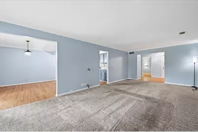 [Address not provided], Wheaton, IL 60189 - Photo 13
