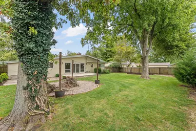 907 S Longview Road, Monticello, IL 61856 - Photo 31