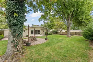 907 S Longview Rd, Monticello, IL 61856 - Photo 31