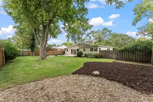 907 S Longview Rd, Monticello, IL 61856 - Photo 33