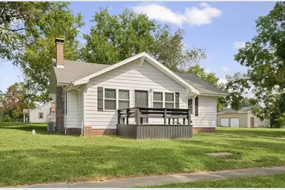 301 Clark Street, Georgetown, IL 61846 - Photo 3