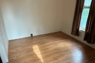 305 S Lumber St, Bloomington, IL 61701 - Photo 9
