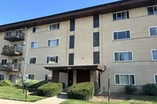 535 S Cleveland Ave, Arlington Heights, IL 60005 - Photo 1