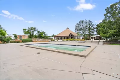 1500 Robin Circle #306, Hoffman Estates, IL 60169 - Photo 17