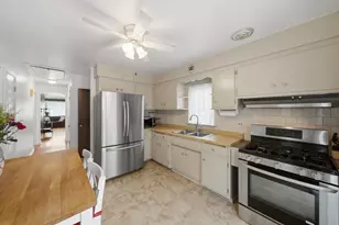 11362 S Hamlin Ave, Chicago, IL 60655 - Photo 13