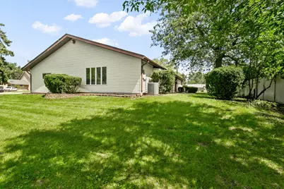16400 Sherwood Drive, Orland Park, IL 60462 - Photo 5