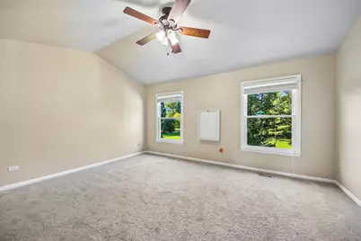 17945 W Pond Ridge Circle, Gurnee, IL 60031 - Photo 35