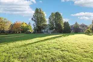 17945 W Pond Ridge Cir, Gurnee, IL 60031 - Photo 47