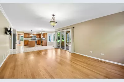 17945 W Pond Ridge Circle, Gurnee, IL 60031 - Photo 7