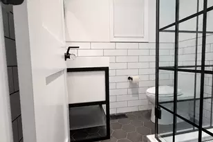 1950 W Foster Ave, Chicago, IL 60640 - Photo 13