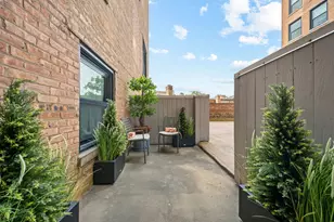 2100 N Lincoln Park W, Chicago, IL 60614 - Photo 25