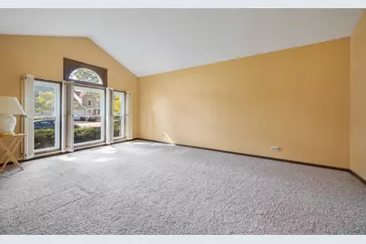 565 Rutgers Lane, Elk Grove Village, IL 60007 - Photo 5