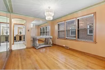 9055 S Luella Avenue, Chicago, IL 60617 - Photo 5