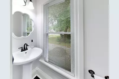 750 E Wilson Street, Batavia, IL 60510 - Photo 13