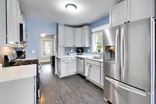 750 E Wilson St, Batavia, IL 60510 - Photo 11