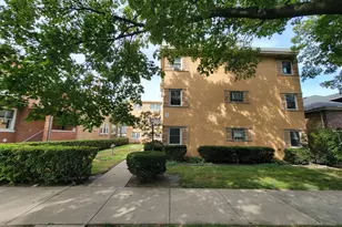 6440 N Richmond St, Chicago, IL 60645 - Photo 1
