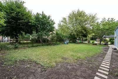 2127 Indian Road, Waukegan, IL 60087 - Photo 27
