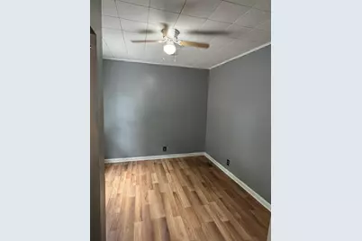 219 SW Circle Drive, Joliet, IL 60433 - Photo 9