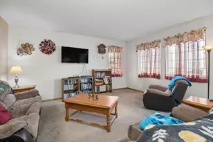 7723 Mossheather Dr, Joliet, IL 60431 - Photo 11