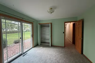 10083 Elizabeth Rd, Bloomington, IL 61705 - Photo 11