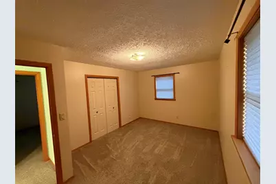 10083 Elizabeth Road, Bloomington, IL 61705 - Photo 15
