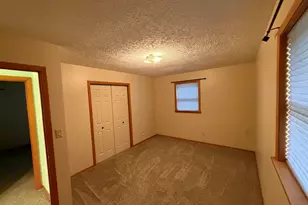 10083 Elizabeth Rd, Bloomington, IL 61705 - Photo 15