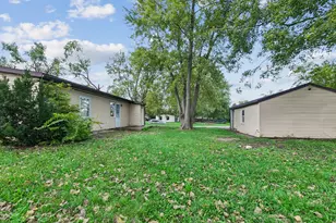 1759 222nd Pl, Sauk Village, IL 60411 - Photo 17