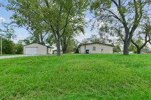 1759 222nd Pl, Sauk Village, IL 60411 - Photo 19