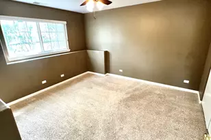 2307 Twilight Dr, Aurora, IL 60503 - Photo 19