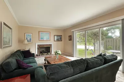 7 The Court Of Greenway, Northbrook, IL 60062 - Photo 5