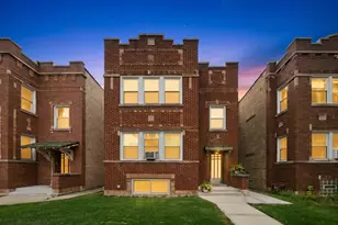 3634 N Troy St, Chicago, IL 60618 - Photo 1