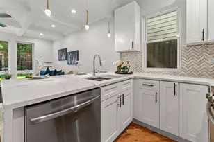 6150 S St Lawrence Ave, Chicago, IL 60637 - Photo 13