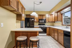 613 Delmar Dr, Champaign, IL 61822 - Photo 17