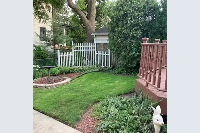 5775 N Nina Avenue, Chicago, IL 60631 - Photo 9