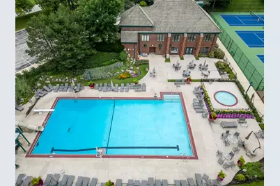 1711 Midwest Club Parkway, Oak Brook, IL 60523 - Photo 15