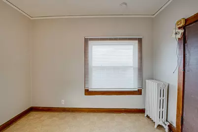 217 S 3rd Street #2, Dekalb, IL 60115 - Photo 9