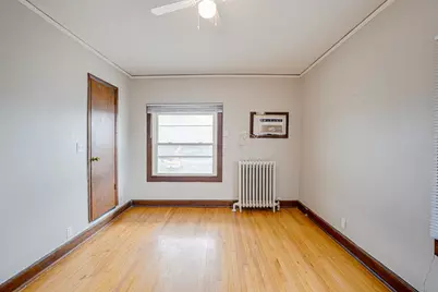 217 S 3rd Street #2, Dekalb, IL 60115 - Photo 3