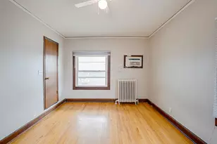 217 S 3rd St, Dekalb, IL 60115 - Photo 3