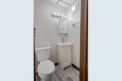 217 S 3rd Street #2, Dekalb, IL 60115 - Photo 5
