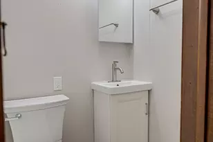 217 S 3rd St, Dekalb, IL 60115 - Photo 5