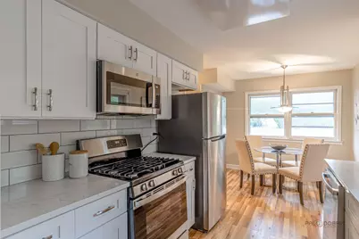 216 Valley View Court, Wilmette, IL 60091 - Photo 5
