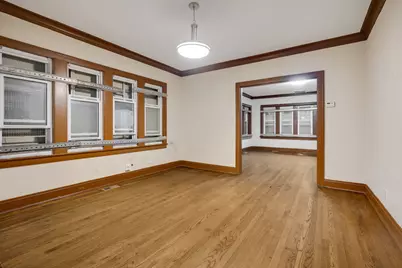 8035 S Oglesby Avenue, Chicago, IL 60617 - Photo 5