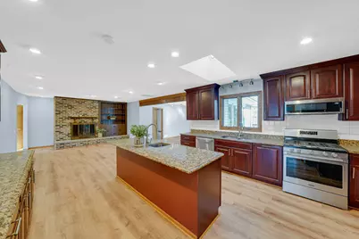 2226 Shannondale Road, Libertyville, IL 60048 - Photo 7