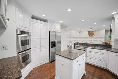 26W355 Blackhawk Drive, Wheaton, IL 60189 - Photo 21