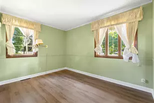 17606 Burnham Ave, Lansing, IL 60438 - Photo 11