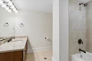195 N Hickory Ave, Arlington Heights, IL 60004 - Photo 23