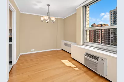1255 N Sandburg Terrace #1202, Chicago, IL 60610 - Photo 7